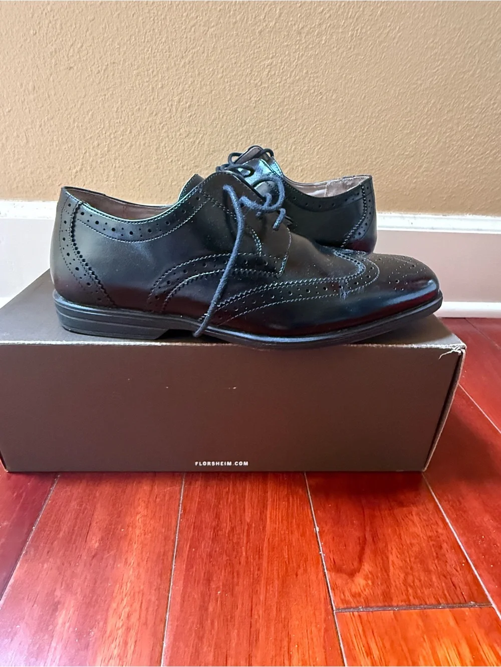 Florsheim Black Brogue Derby Lace-Up Shoes - Men
